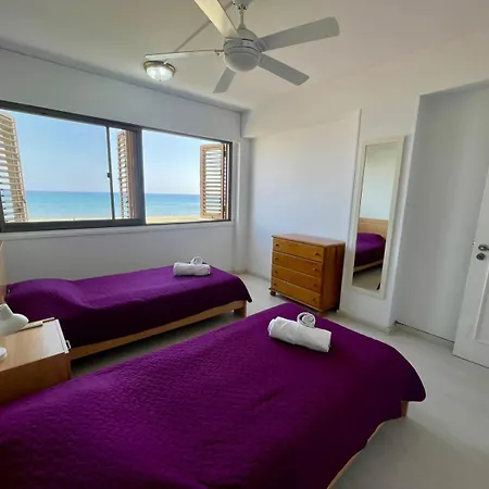 Sea View In Makenzy Apartment *
