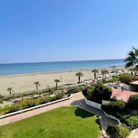 Sea View In Makenzy Apartman *