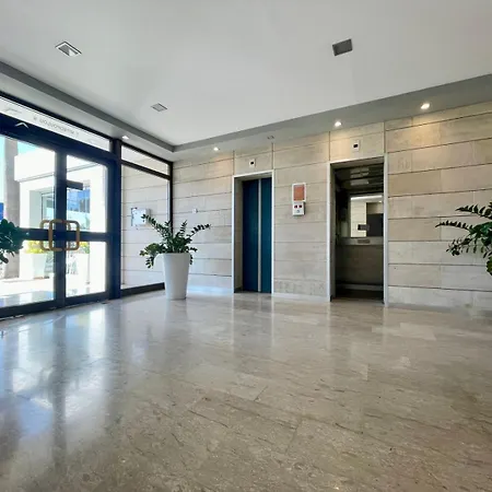 Sea View In Makenzy Apartamento