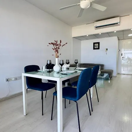 Sea View In Makenzy Apartment Larnaca